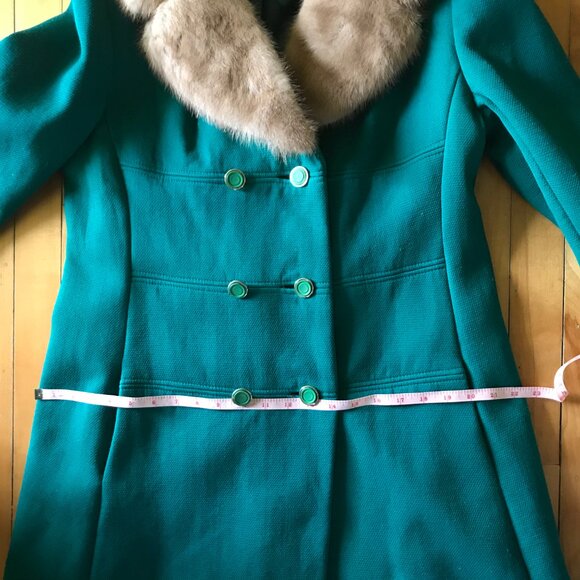 Vintage 1970's 100% wool emerald green coat - Picture 16 of 16